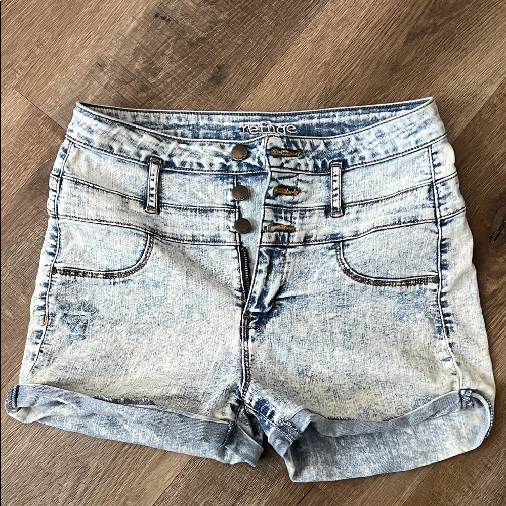 Refuge Blue Jean Shorts with Distressed Vintage Look